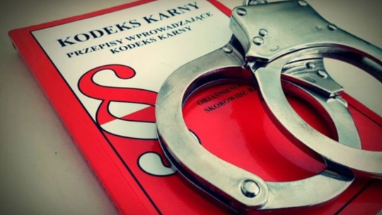 34-latek zatrzymany przez kryminalnych. Był poszukiwany trzema listami gończymi