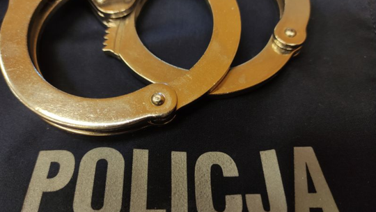 39-latek z powiatu zgorzeleckiego zatrzymany z metamfetaminą i za serię kradzieży – grozi mu do 7,5 roku więzienia