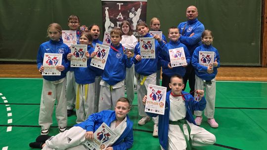 Młodzi sportowcy z Taekwondo Bogatynia GROM z sukcesami w Częstochowie! Młodzi sportowcy z Taekwondo Bogatynia GROM z sukcesami w Częstochowie!