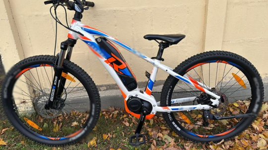 Włamanie do garażu w Bogatyni. Policjanci odzyskali skradzione mienie