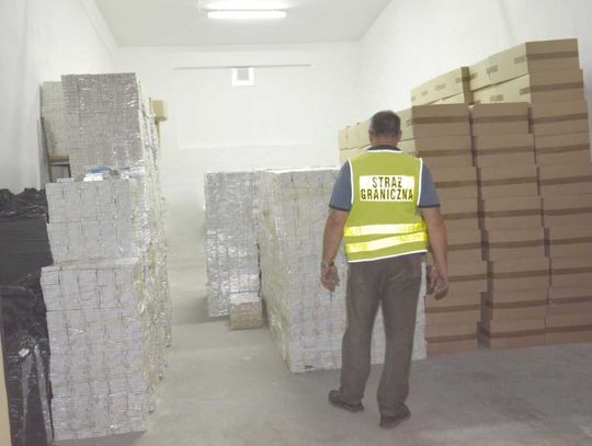 3 mln szt. papierosów w busie bez akcyzy