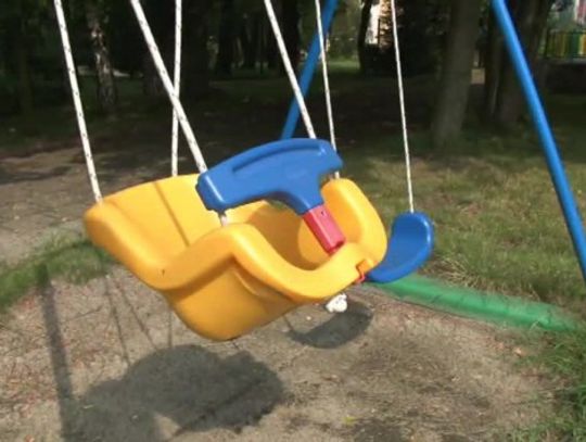 Huśtawki, zjeżdżalnie i piaskownice