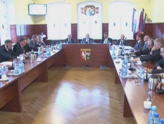 Karbonalia i zmiany w budżecie