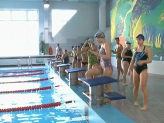 Medale dla pływaków