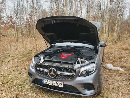 Mercedes skradziony w Niemczech odnaleziony na terenie gminy Bogatynia