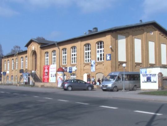Naprawią dach w BOK-u