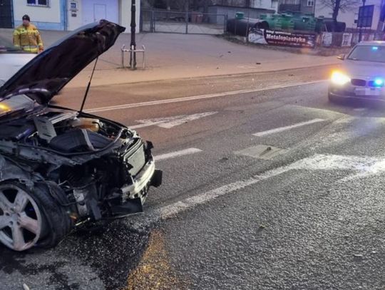 Nietrzeźwy uciekał przed policją, w terenie zabudowanym jechał 170 km/h