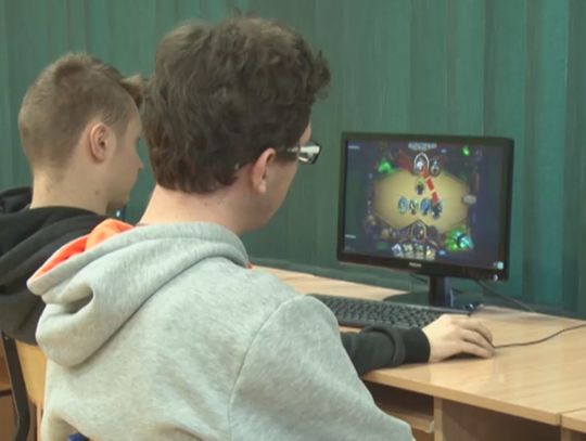 Nocne gry w Górniku