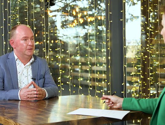 Pod Lupą - Bartosz Kuświk