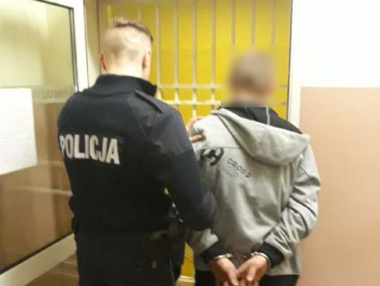 Policja zatrzymała dwóch 22-latków z narkotykami w Sieniawce