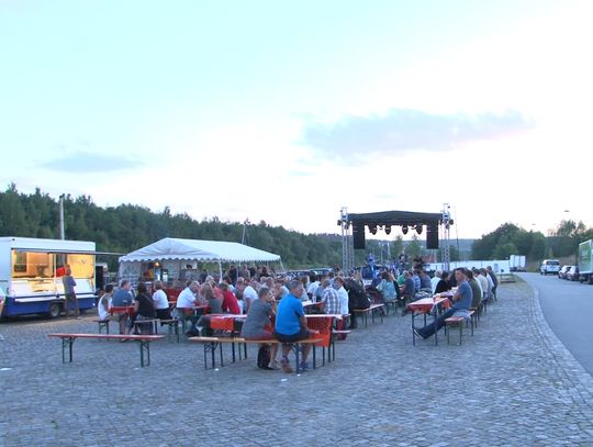 Port, ryby i pokazy