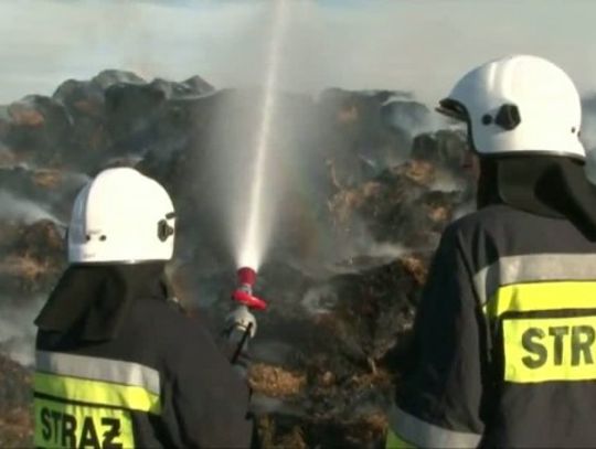 Pożar słomy w Opolnie Zdroju