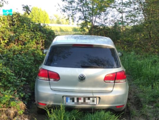 Skradziony na terenie Czech Volkswagen znaleziony na terenie gminy Bogatynia