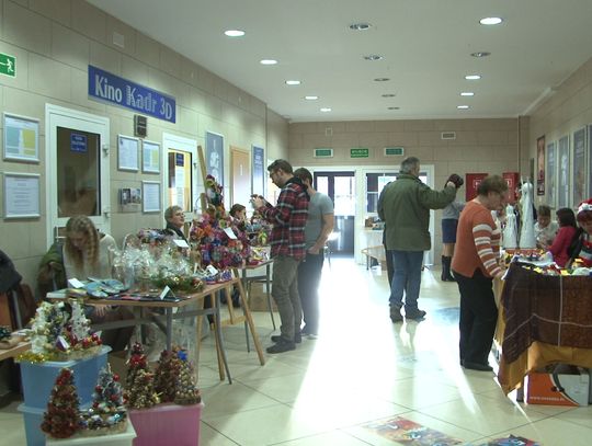 Świąteczne upominki i dekoracje