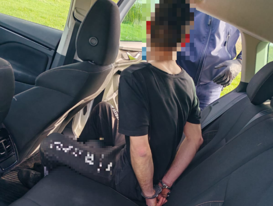 Ucieczka przed policją zakończona zatrzymaniem. 33-latek stanie przed sądem