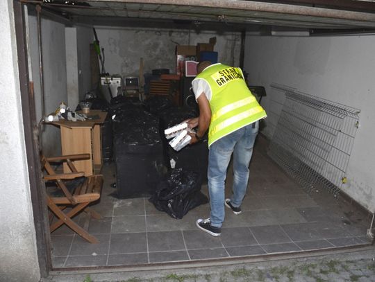 Ujawniono wyroby tytoniowe warte 1 200 000 zł
