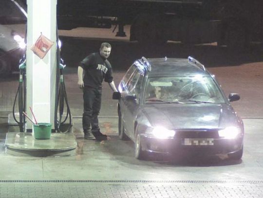 Ukradł paliwo na stacji. Mężczyzna jest poszukiwany przez policję