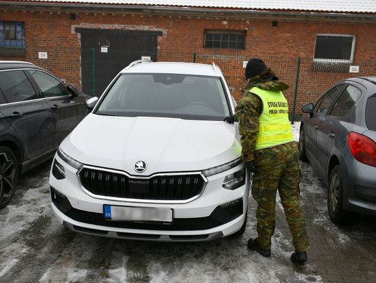 Auto z wypożyczalni okazało się kradzione. Straż Graniczna zatrzymała Skodę