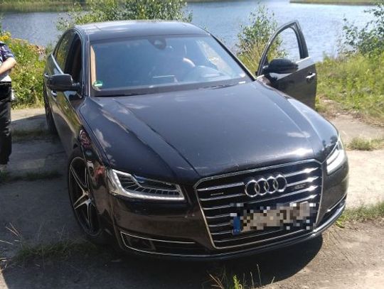 Zgorzeleccy policjanci odzyskali wartościowe samochody