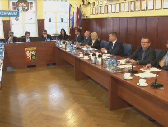 Zmiany i uchwały