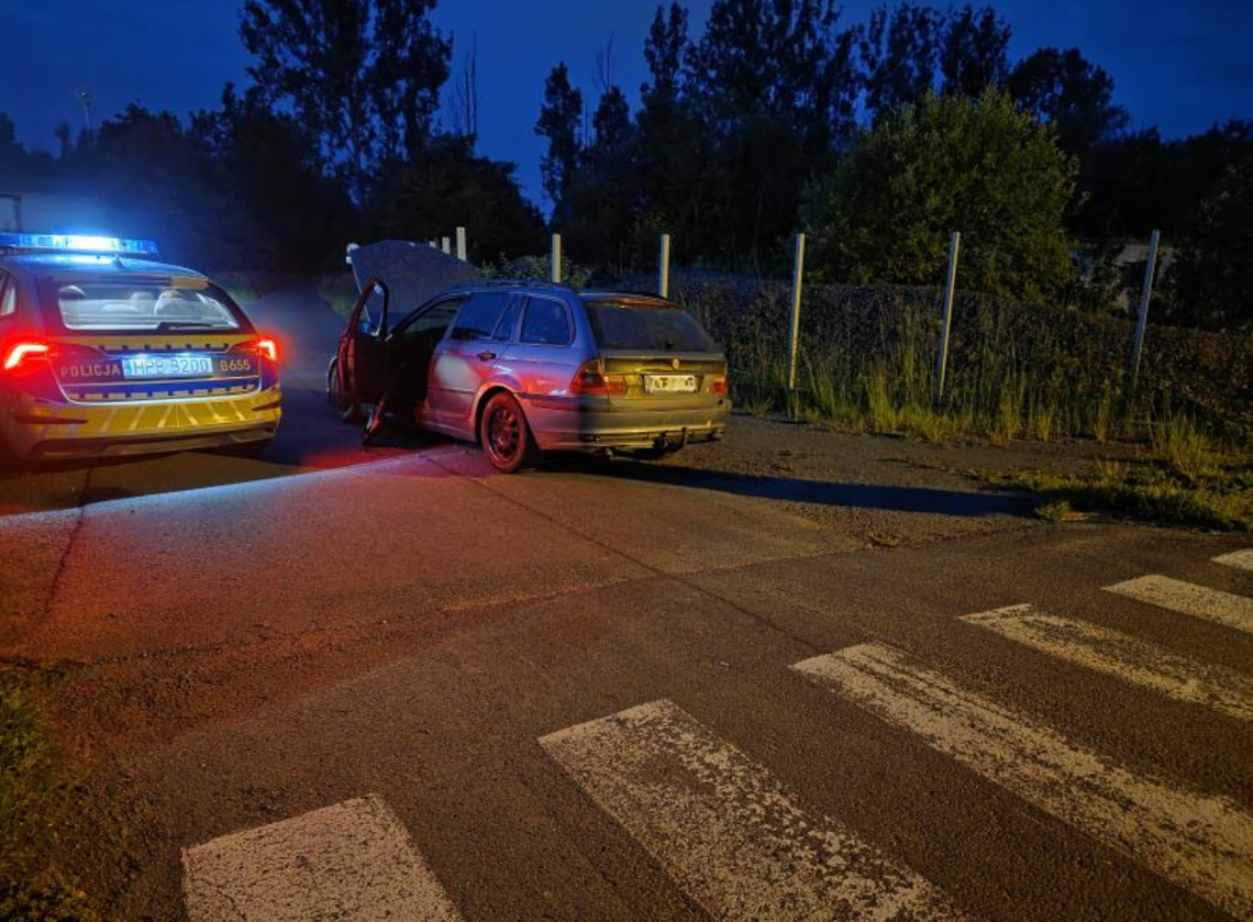 19-latek bez prawa jazdy, pijany i pod wpływem narkotyków zatrzymany za kierownicą BMW