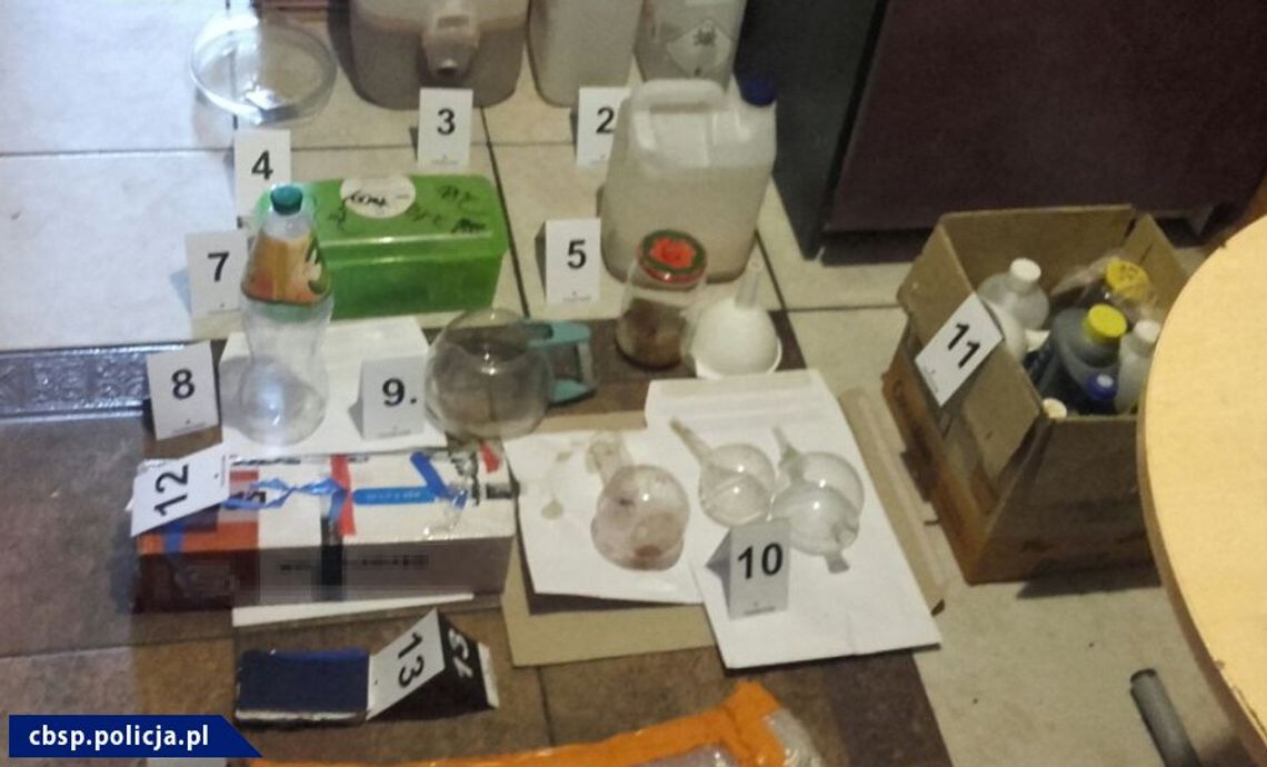 Czesi produkujący metamfetaminę zatrzymani przez CBŚP