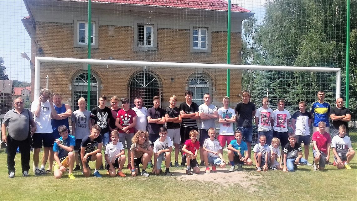 Duże sukcesy młodzieżowych drużyn MKS „ Granica” Bogatynia