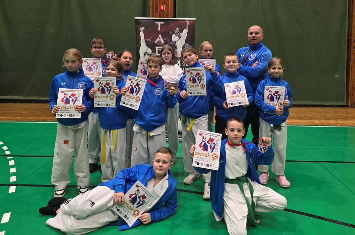 Młodzi sportowcy z Taekwondo Bogatynia GROM z sukcesami w Częstochowie! Młodzi sportowcy z Taekwondo Bogatynia GROM z sukcesami w Częstochowie!