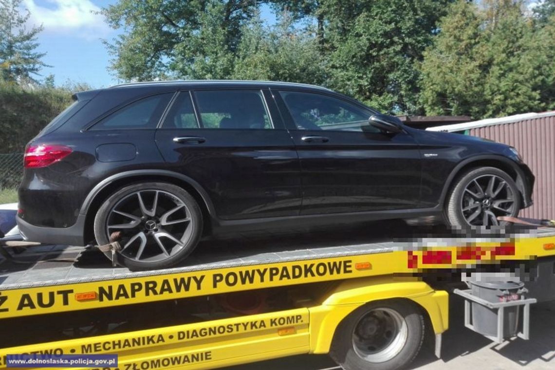Odzyskali skradziony samochód wart ponad 350 tys. złotych
