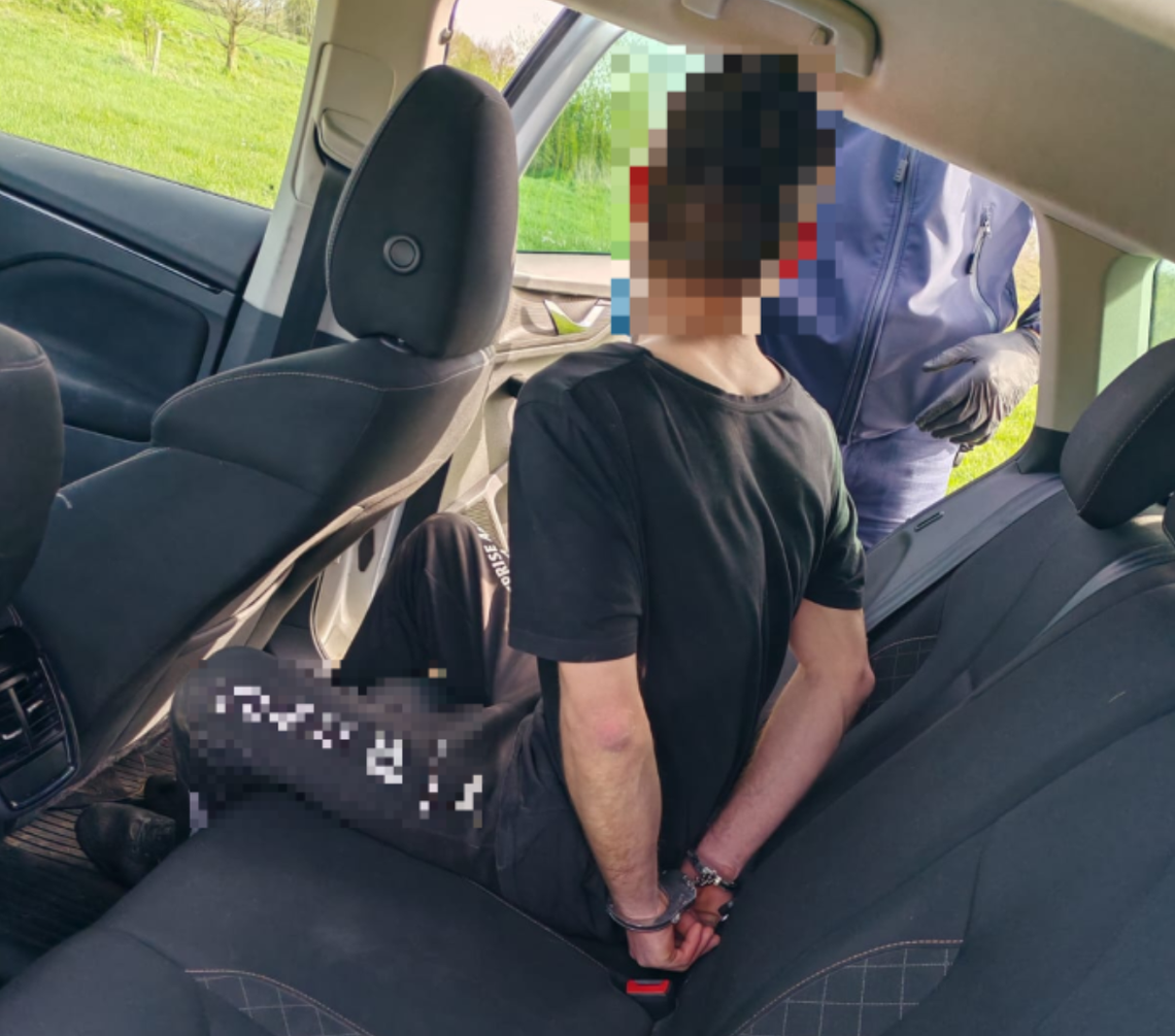 Ucieczka przed policją zakończona zatrzymaniem. 33-latek stanie przed sądem