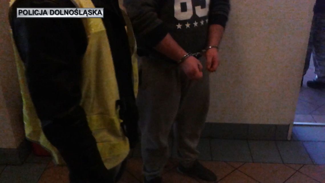 Zgorzeleccy kryminalni zatrzymali podejrzanego o oszustwa metodą na „wnuczka”